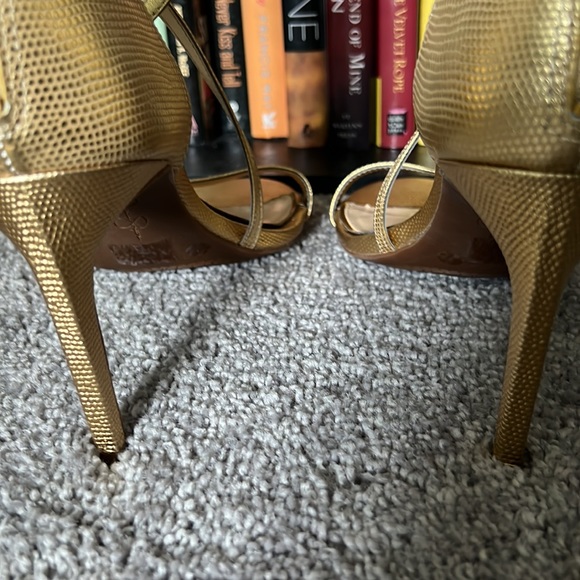 Jessica Simpson Gold 4” heel, size 10, gently used, great condition. - Picture 4 of 7